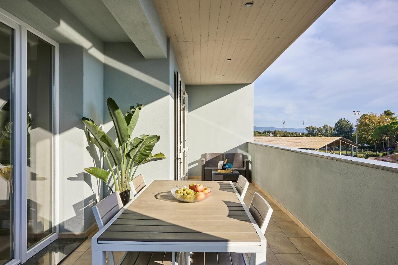 Golden Apartments Marina di Cecina Exterior photo